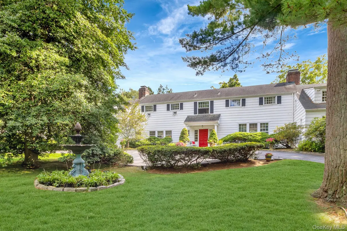 12 W Mall Drive, Huntington, NY 11743 - #1