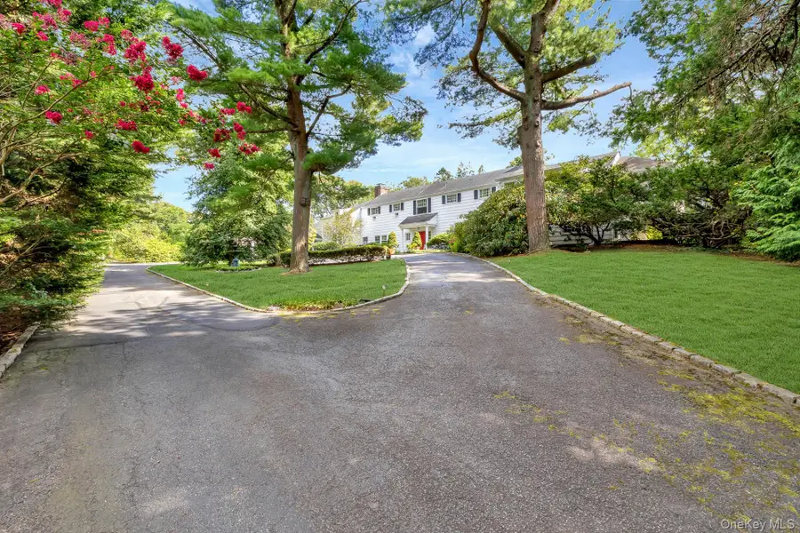 12 W Mall Drive, Huntington, NY 11743 - #2