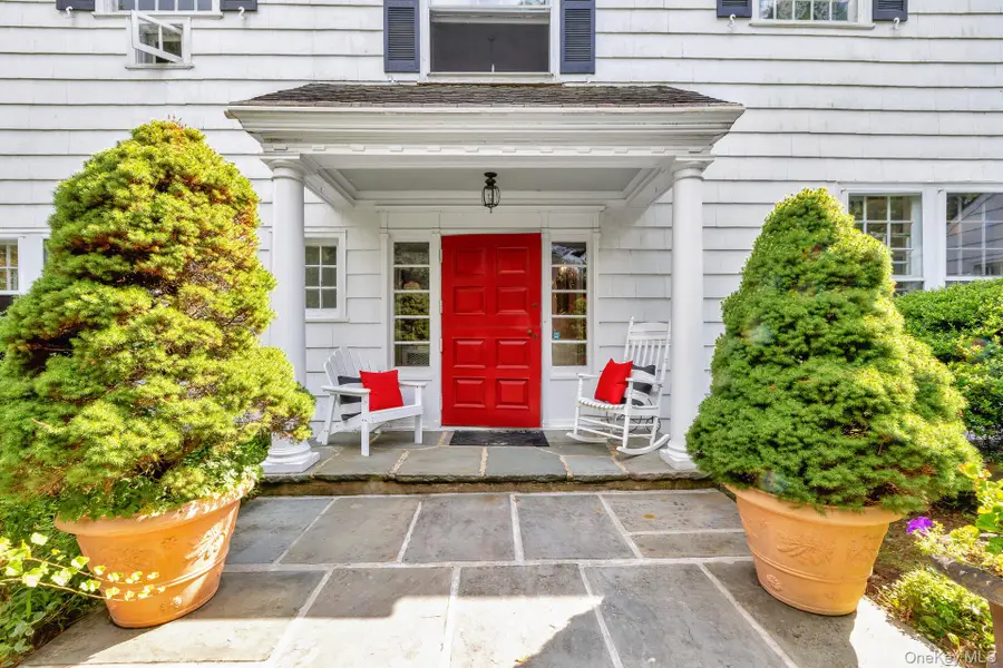 12 W Mall Drive, Huntington, NY 11743 - #3