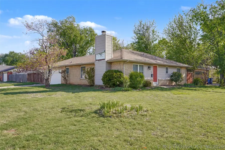 4307 S Detroit Avenue, Tulsa, OK 74105 - #2