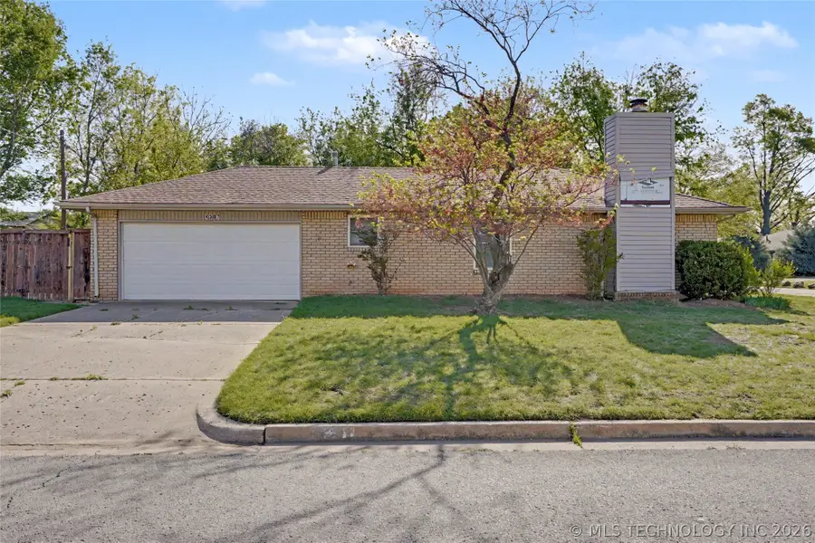 4307 S Detroit Avenue, Tulsa, OK 74105 - #3