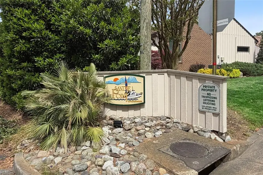 28 Sandie Point Lane, Portsmouth, VA 23701 - #3