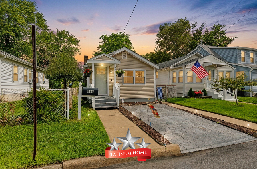 285 Shoreland Circle, South Amboy, NJ 08879 - #2