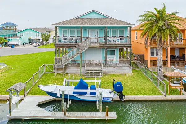 181 Port Saint Claire, City by the Sea, TX 78336
