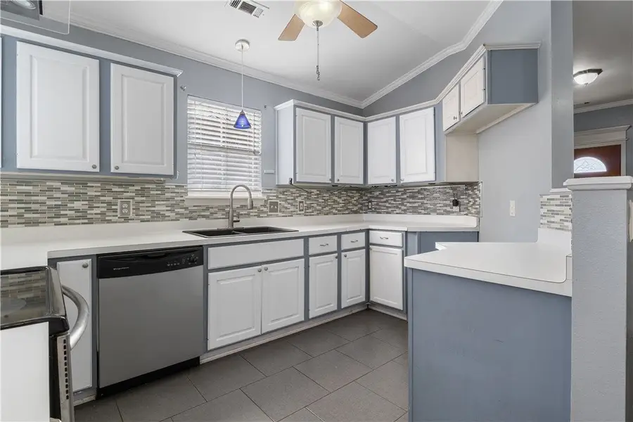 1394 N Tradition Avenue, Fayetteville, AR 72704 - Image #3