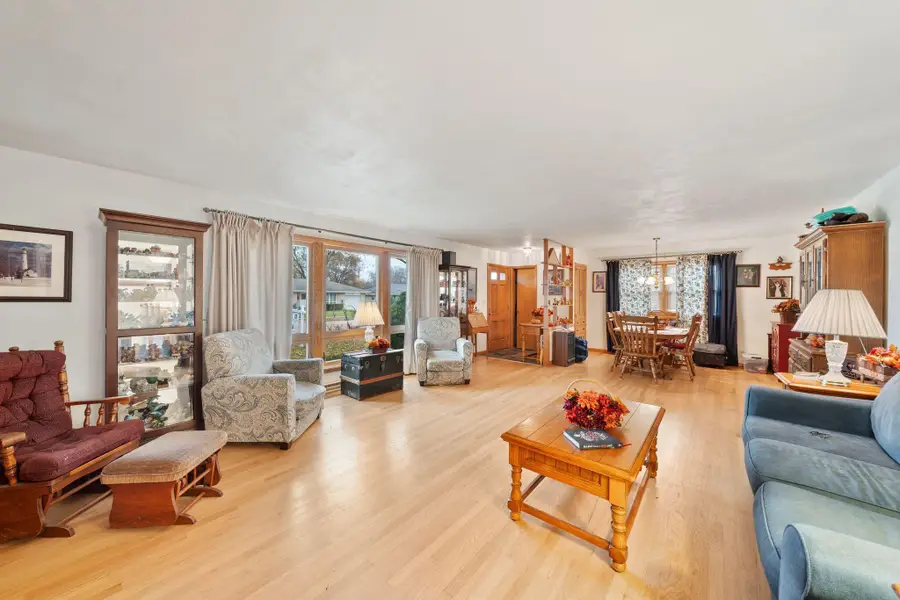 3722 Saint Clair St, Racine, WI 53402 - Image #3