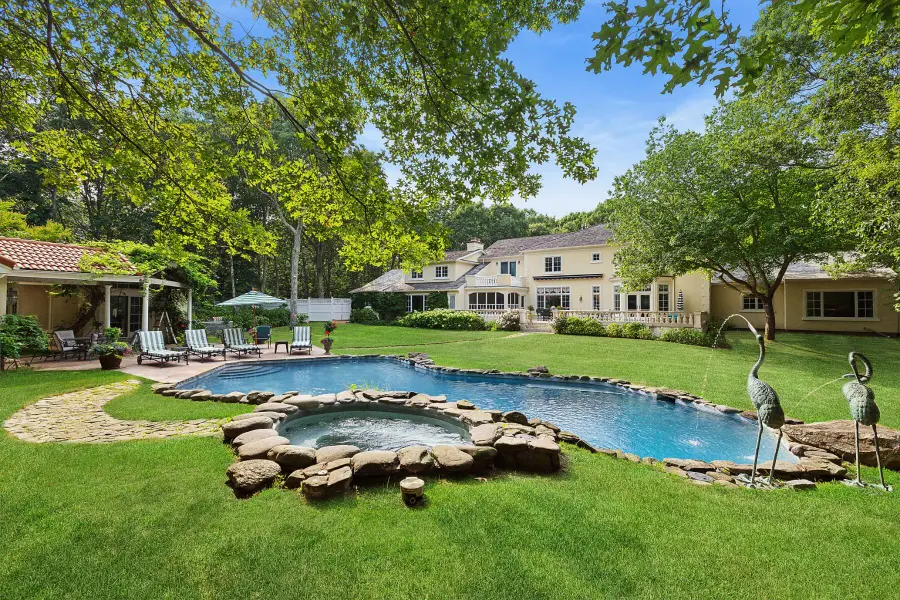 1 Terrys Trail, East Hampton, NY 11937 - #3