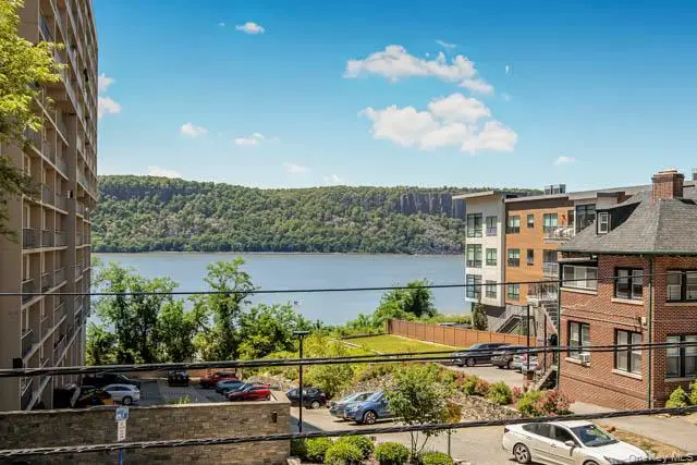 1120 Warburton Avenue #1F, Yonkers, NY 10701 - #2
