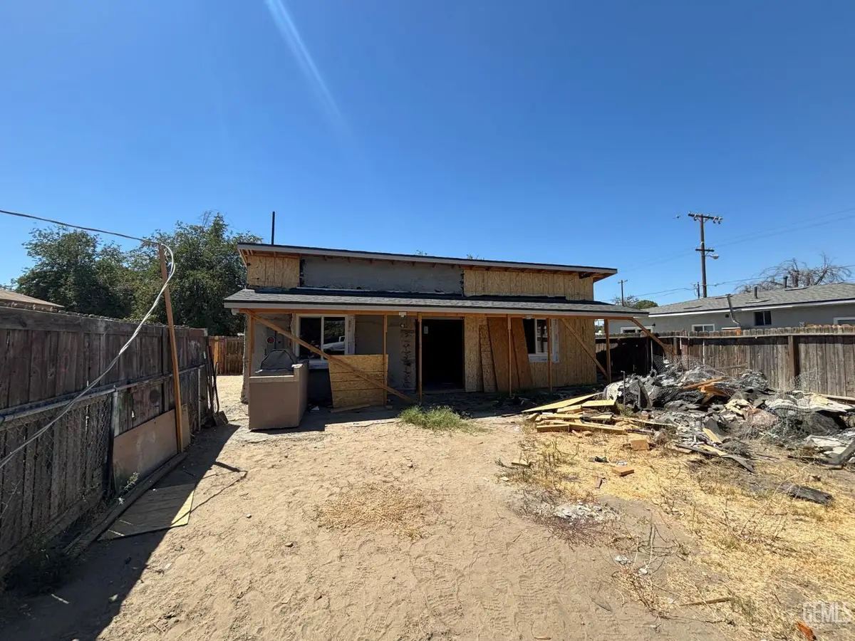 109 PLYMOUTH AVENUE, Bakersfield, CA 93308 - #1