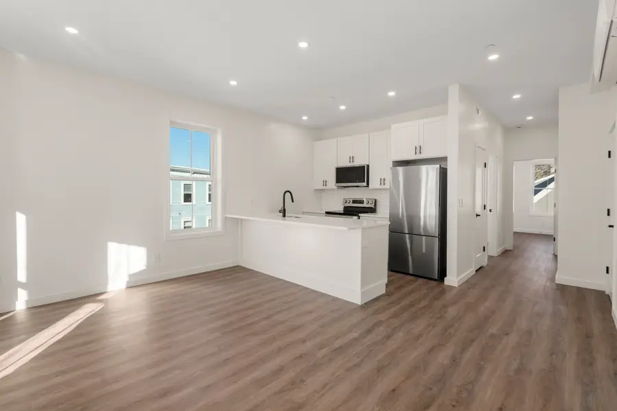 43-45 Blossom St #4, Chelsea, MA 02150 - #2