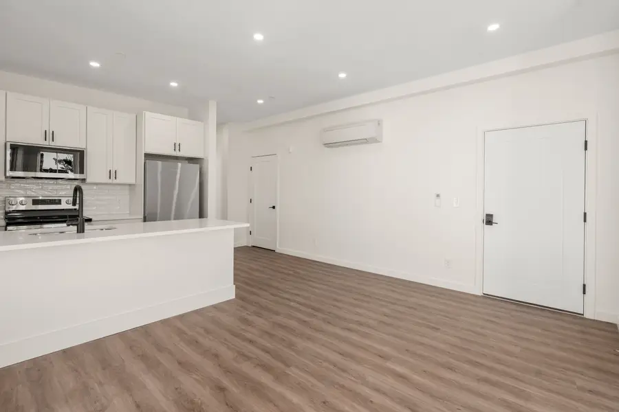 43-45 Blossom St #4, Chelsea, MA 02150 - #3