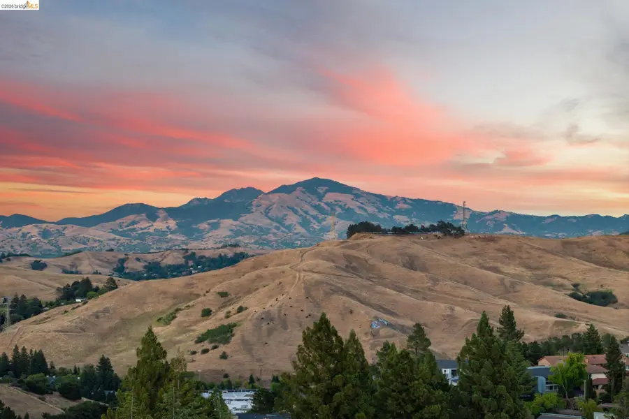 1912 Ascot Dr, Moraga, CA 94556 - #2