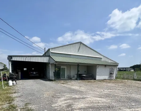 143 Coble Rd, Shelbyville, TN 37160