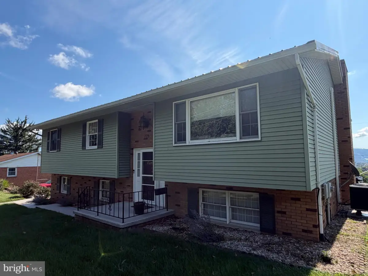 728 Dale Ave, Cumberland, MD 21502 - #1
