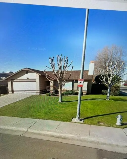 3600 FIESTA AVENUE, Bakersfield, CA 93313 - #2