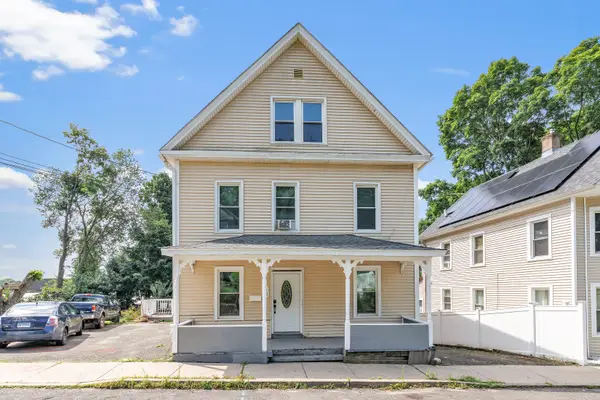 17 Sarsfield Street, Waterbury, CT 06704