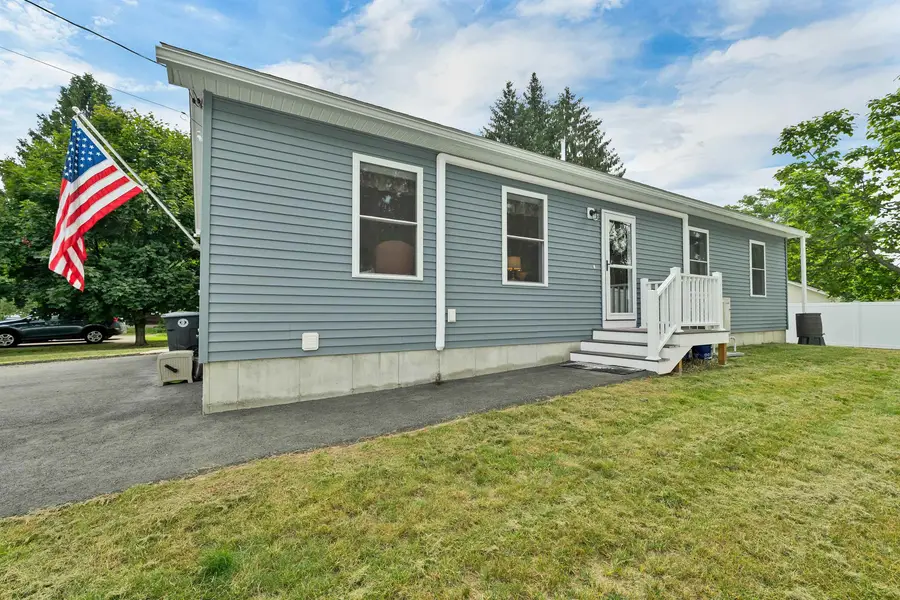 3 Carver Street, Franklin, NH 03235 - #2