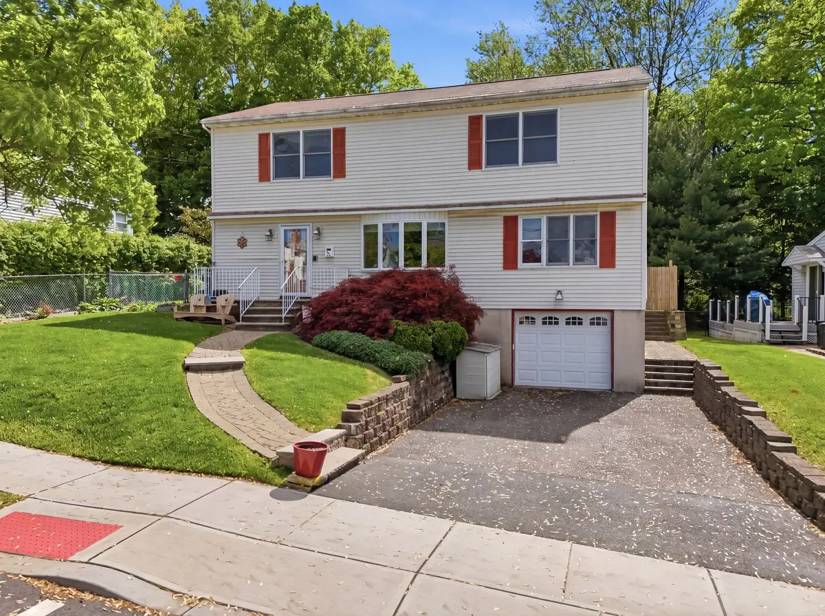 71 Hackberry Pl, Clifton, NJ 07013 - #1