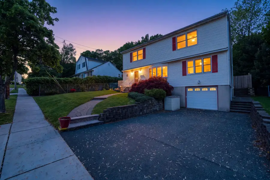 71 Hackberry Pl, Clifton, NJ 07013 - #3