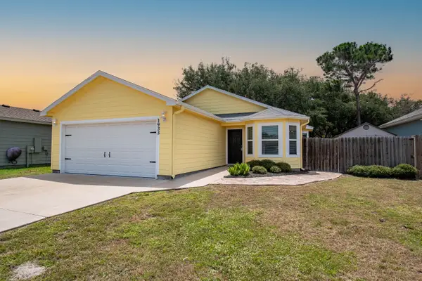 1933 Admiral, Aransas Pass, TX 78336