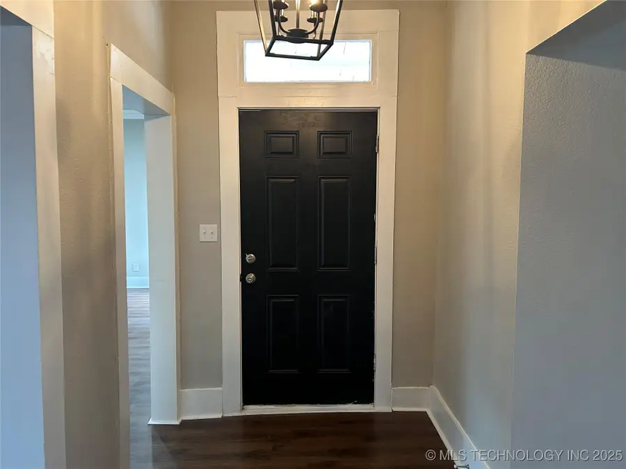 406 Creek Avenue, Fort Gibson, OK 74434 - #3