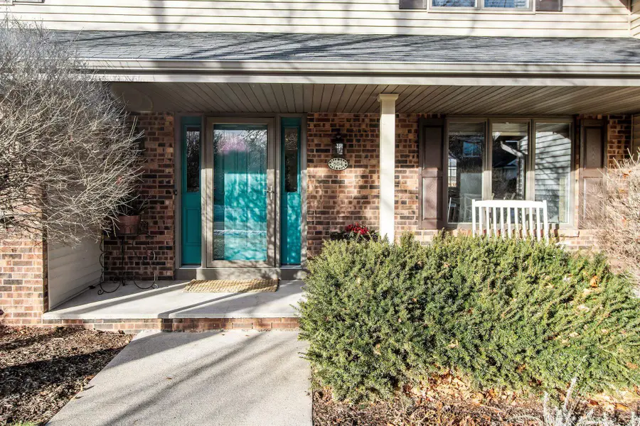 804 HEATHER LANE, Neenah, WI 54956 - Image #3