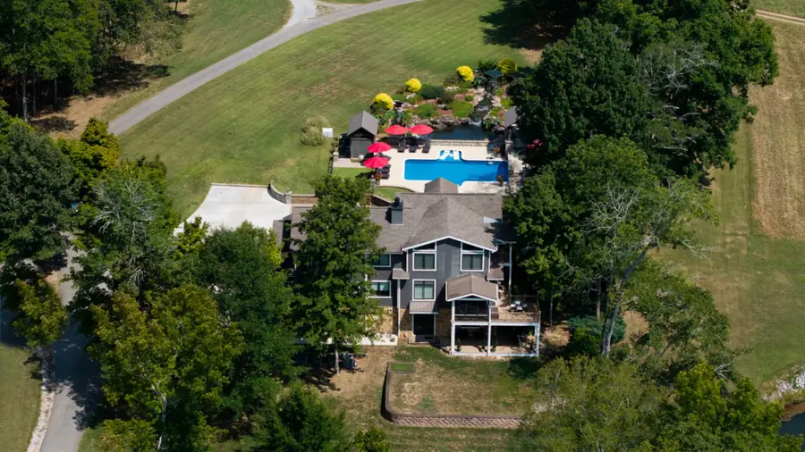 3363 Huntsville Highway, Fayetteville, TN 37334 - #3