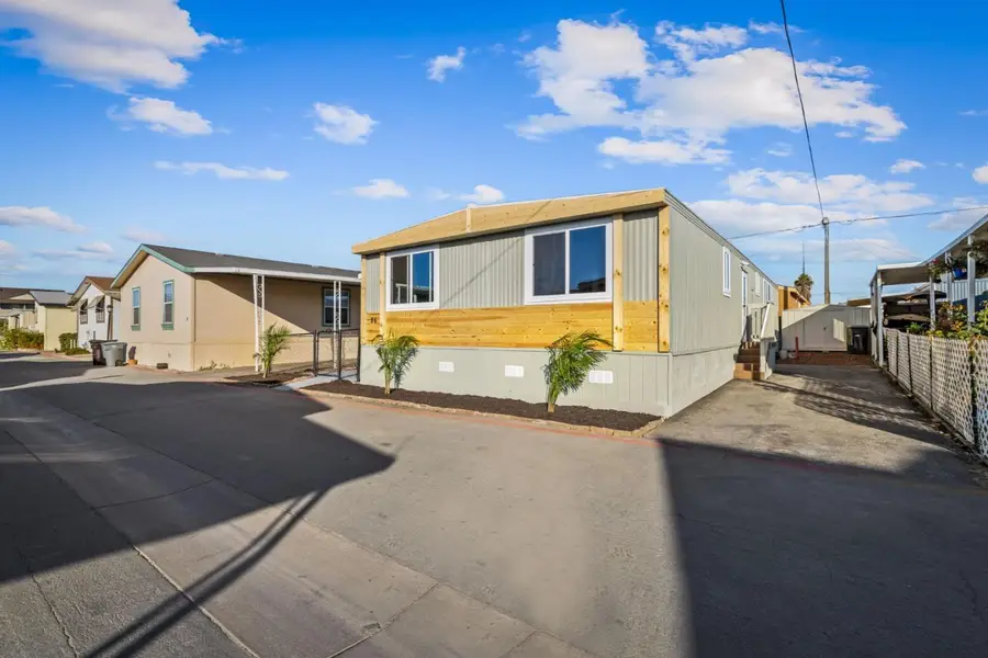 20 Russell Road, Salinas, CA 93906 - Image #2