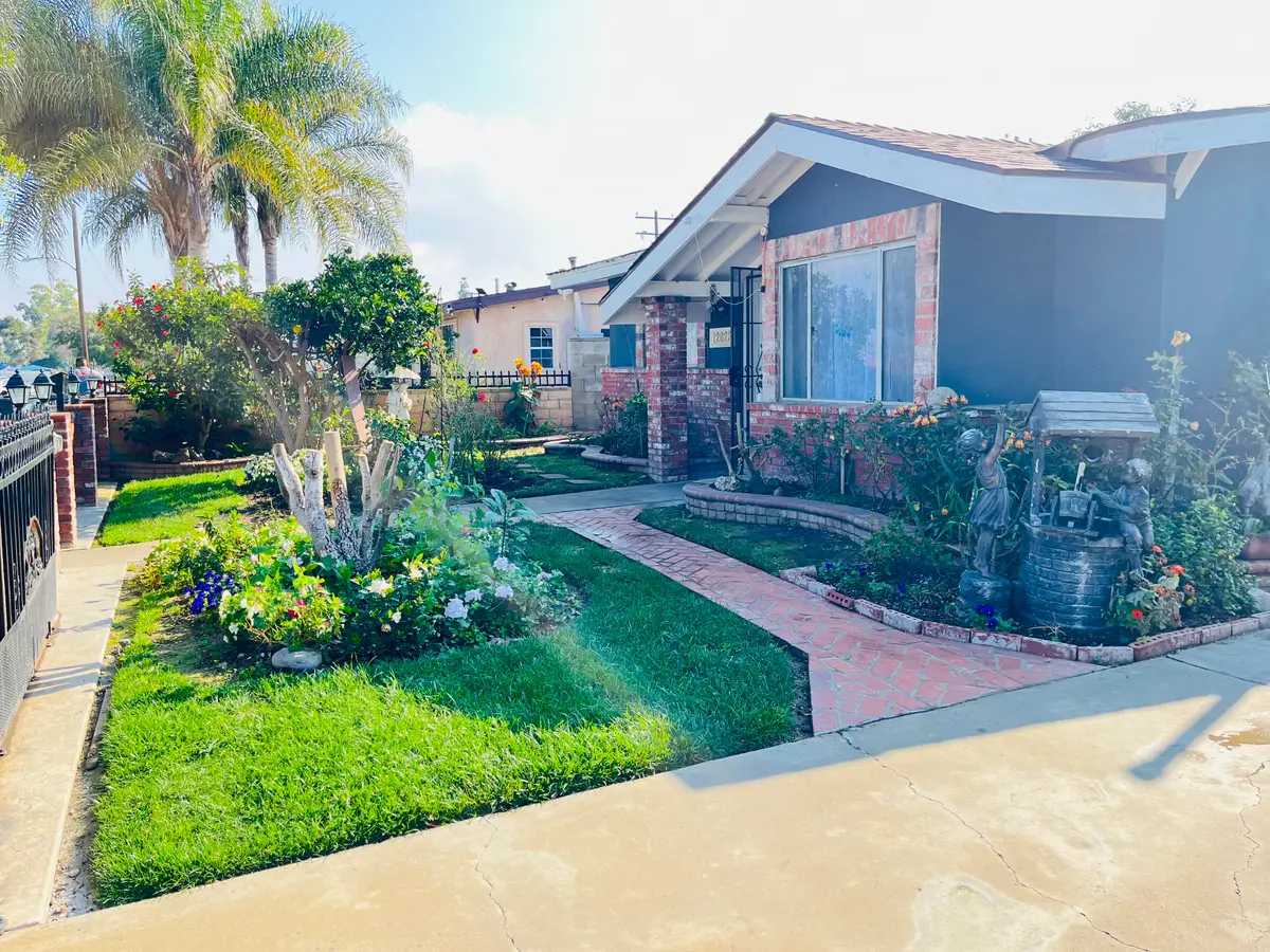 12022 207th, Lakewood, CA 90715 - #1