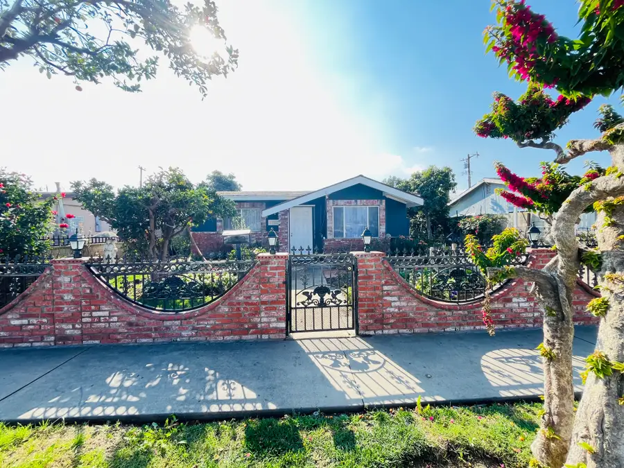 12022 207th, Lakewood, CA 90715 - #2