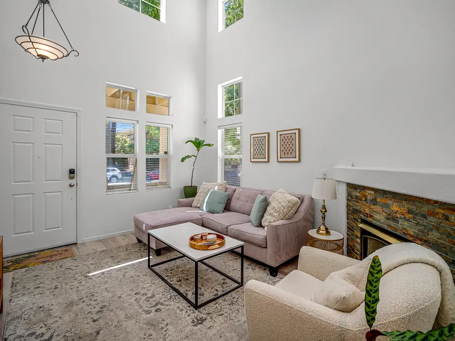 2627 I Street, Sacramento, CA 95816 - #3