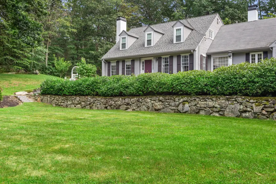 5 Raleigh Rd, Dover, MA 02030 - #2