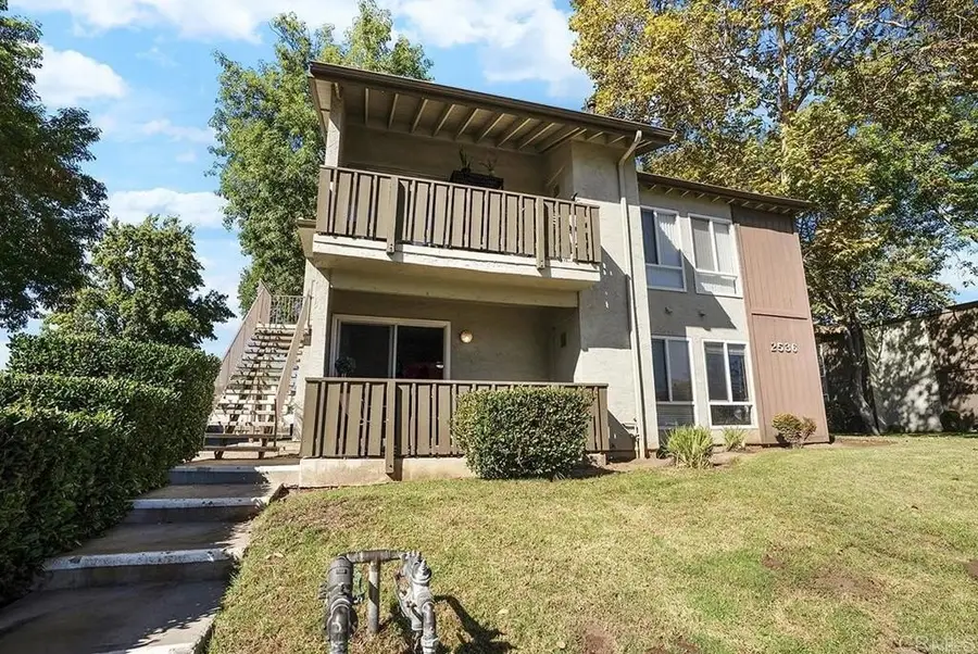 2536 White Oak Place #1, Escondido, CA 92027 - Image #2