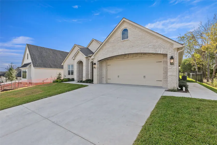 2836 Persimmon Ridge Court, Bryan, TX 77807-4858 - Image #2