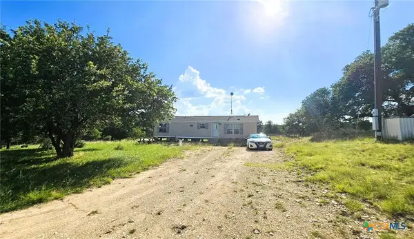 100 Reavis Drive, Kempner, TX 76539