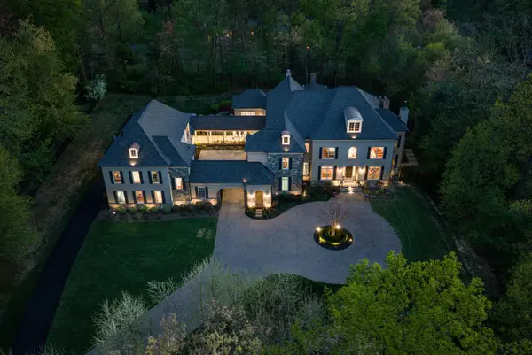 9111 Dara Ln, GREAT FALLS, VA 22066