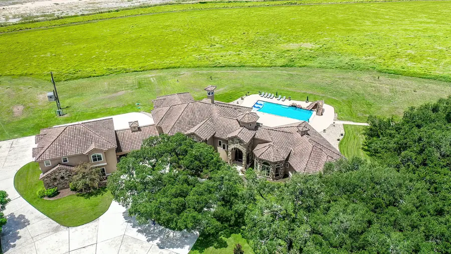 3620 Huber Road, Seguin, TX 78155 - Image #2