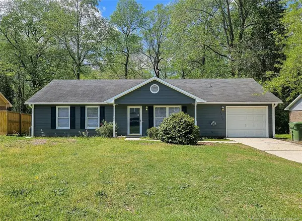 2908 Rosemeade Drive, Fayetteville, NC 28306