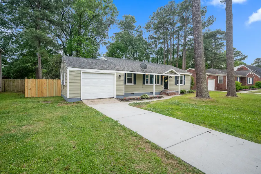 2205 Wildwood Road, Chesapeake, VA 23323 - #3