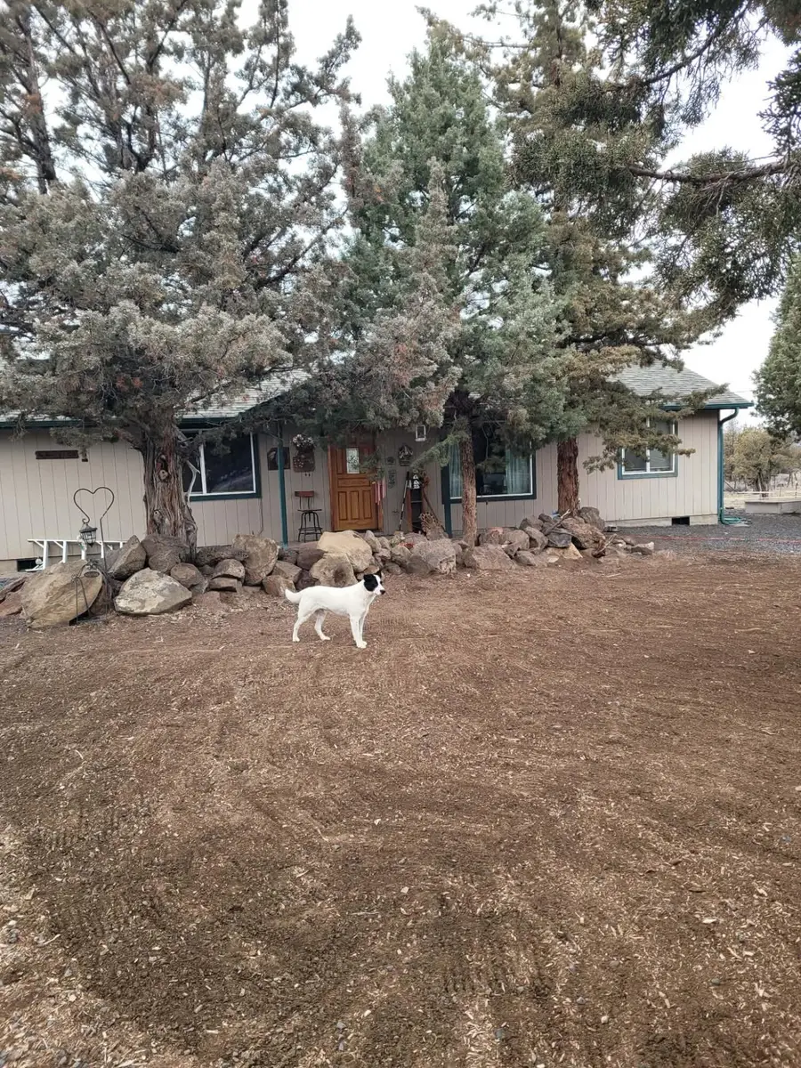 3913 SE Umatilla Loop, Prineville, OR 97754 - #2