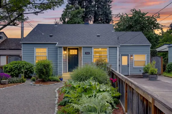 7340 N Willamette Blvd, Portland, OR 97203