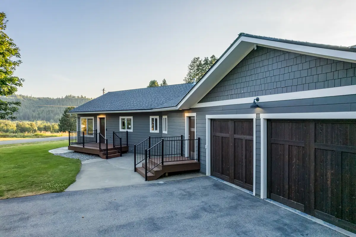 7077 Funkhouser St, Bonners Ferry, ID 83805 - #1