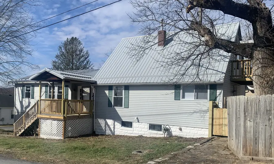 104 Sanger Street, Oak Hill, WV 25901 - #3