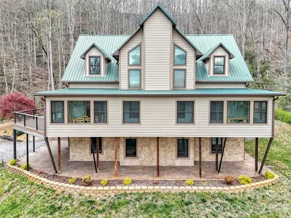 115 Fugitive Run, Sylva, NC 28779