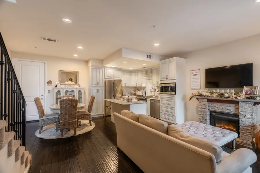 1160 Vista Canyon Lane #26, Newbury Park, CA 91320 - Image #3