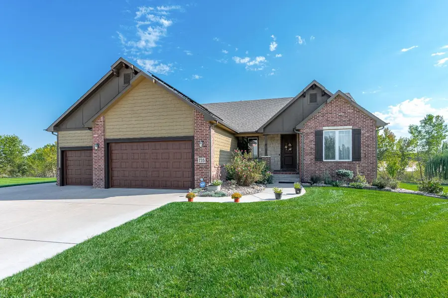 735 Learjet Cir, Benton, KS 67017 - Image #3