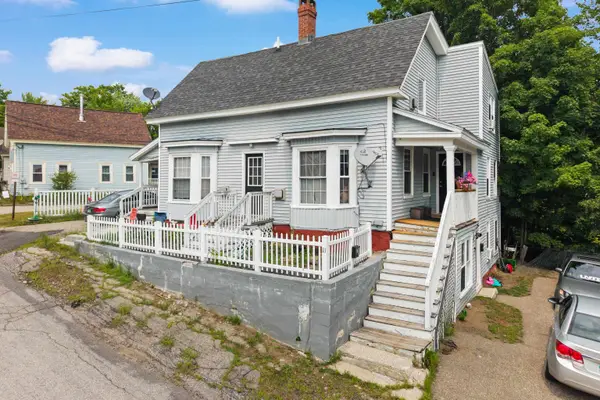 11 Orange Street, Farmington, NH 03835
