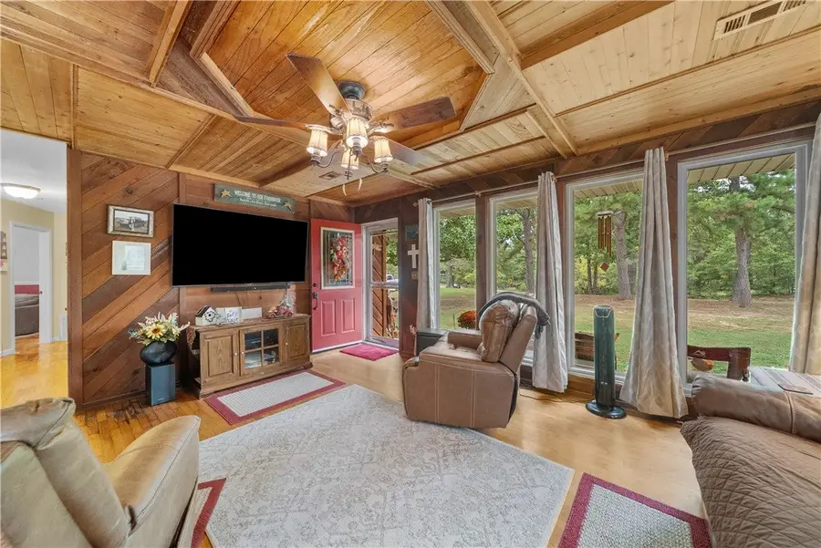 17145 N Highway 94, Pea Ridge, AR 72751 - #3