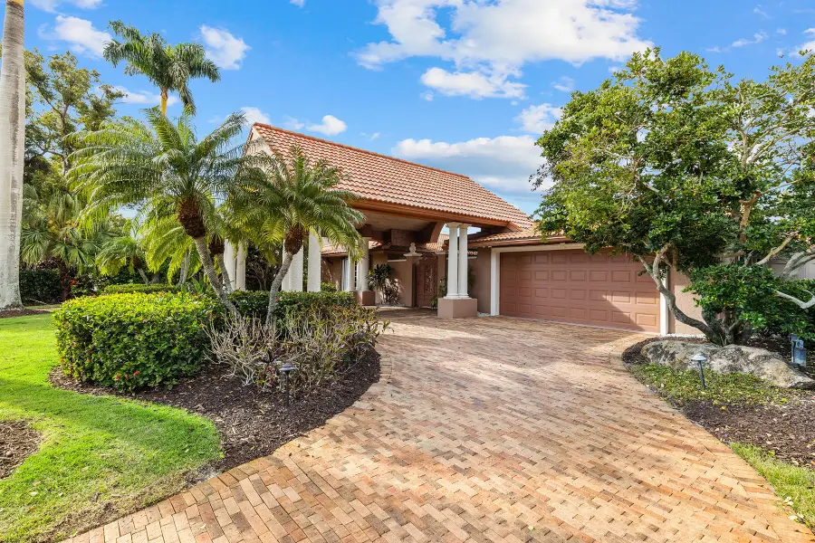 1749 Sandalwood Drive, Sarasota, FL 34231 - #3