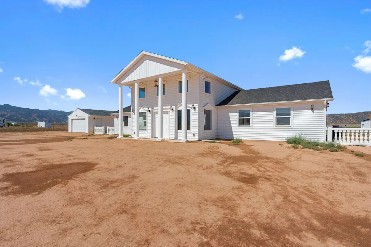 103 N 3700, Parowan, UT 84761 - #1